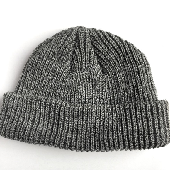 Grey Cap Beanie - Unisex - Picture 4 of 4